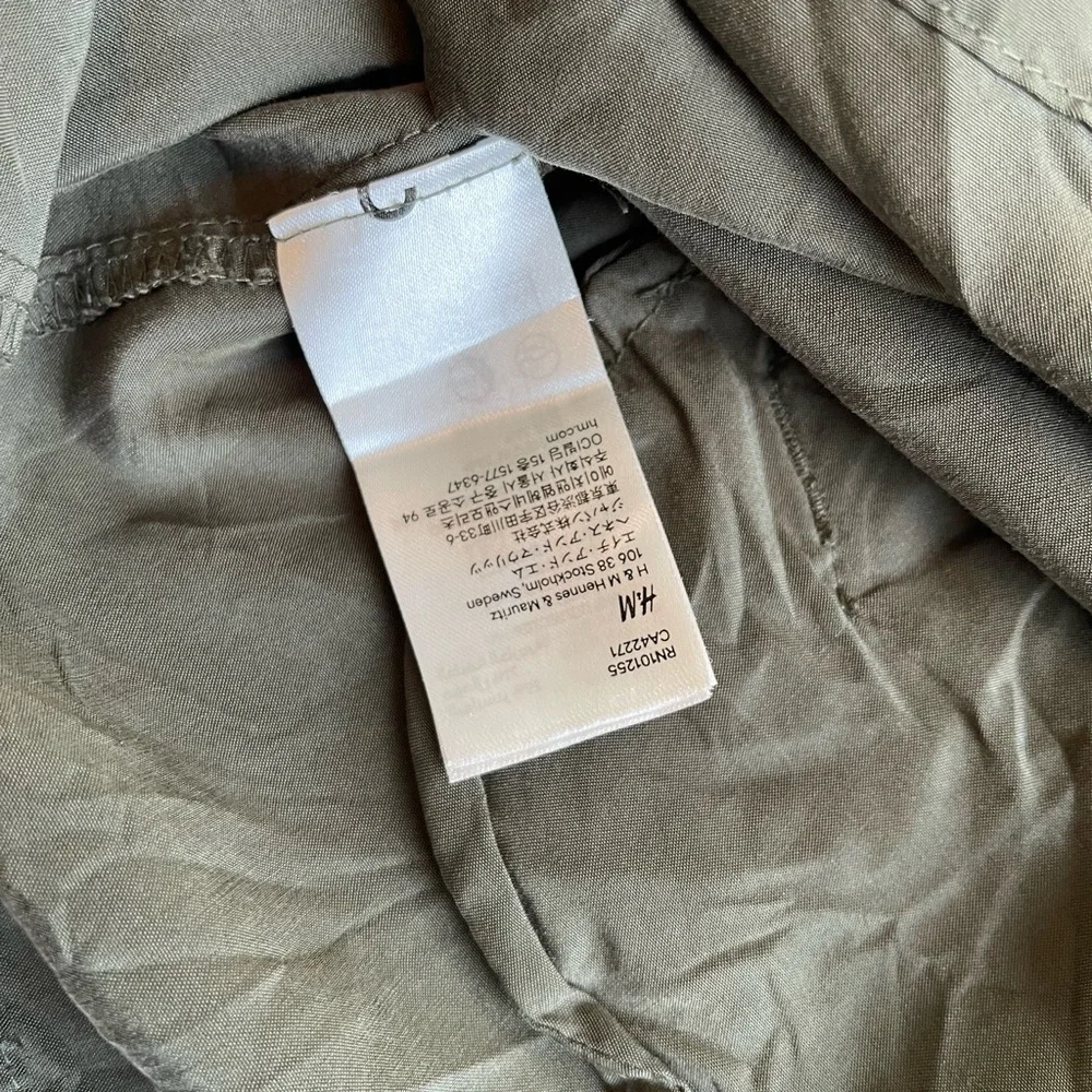 H&M Divided Olive Asymmetrical Zip Utility Jacket | Gorpcore Aesthetic Sz 10